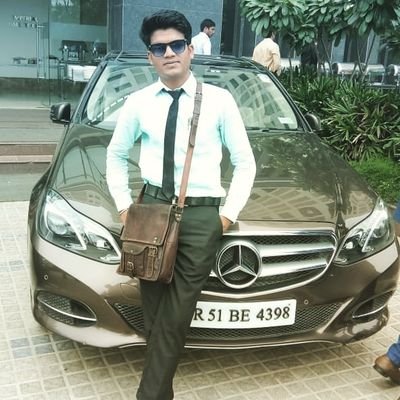 VinodSuryvansh2's profile picture. हमें कभी हार नहीं माननी चाहिए और हमें समस्या को हमें पराजित करने की अनुमति नहीं देना चाहिए!