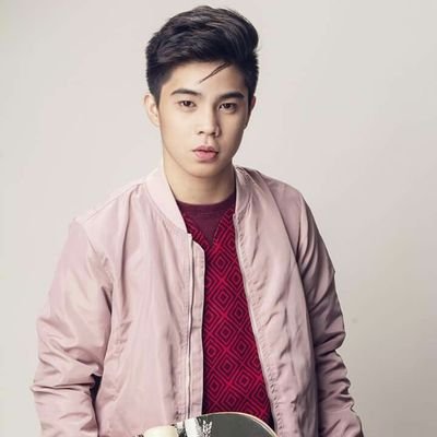 Carlo Ching Divinagracia💓
Artist 💙
16 years old 💫 😇
OFC FansClub Approved by: Carlo Divinagracia 
Since June 25, 2017💪