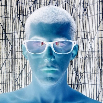 _popiz_'s profile picture. 💎positive energy&&creativity🎵 up & coming pop artist from Chicago, IL. song writer and producer In training.