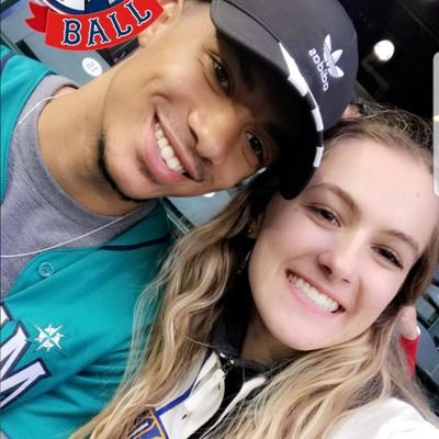 DarrenSpiegner's profile picture. •You only get one life, so don't waste it... •CWU class of '21