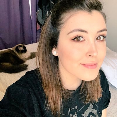 Synthyaaracelly's profile picture. 