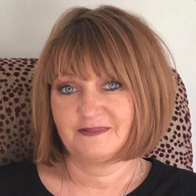 Wife to Craig , mum to Holly and client portfolio manager at Deloitte Aberdeen. Love a holiday! all opinions are my own.