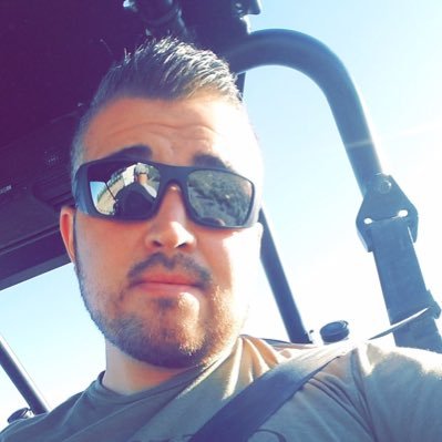 MelGonzales68's profile picture. 👨‍👩‍👧‍👦,🐶 🐶🐶,👮🏻‍♂️ 🔁