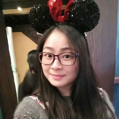yomixie1992's profile picture. 