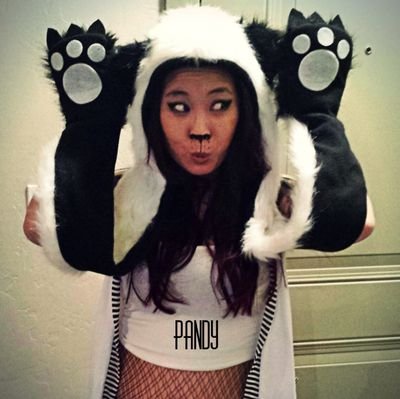 тreaт мe lιĸe a coммa, ι'll тaĸe yoυ тo anoтнer pнraѕe. ||#pandy|#pιraтeнooĸer|#cнerryвloѕѕoм||