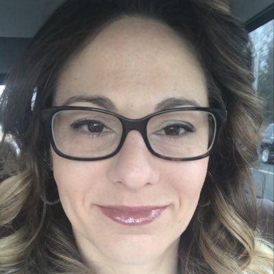 33pinkroses's profile picture. 