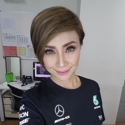 TV3 Sports Anchor
KOL PETRONAS Motorsport 2018/19
SIC Award 2018-Best Report
SIC Award 2017-2nd Best Report Motorsport
SAM Award 2014/18 Best News Report