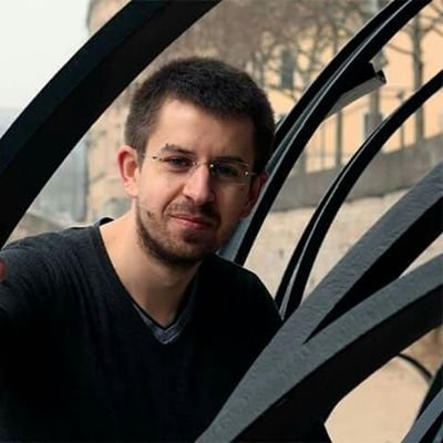 Marco_s's profile picture. Cht'intgrateur web sur Lyon depuis 2014 :D #html #css #js #vanilla #jquery #sass #less #nodejs #grunt #gulp #react #etJenPasse !