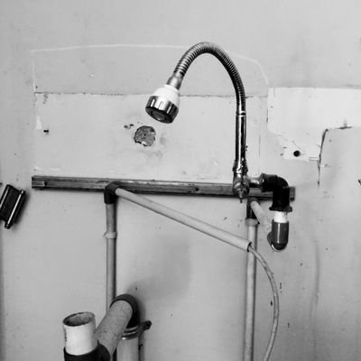 proffrontal's profile picture. cuma angin lewat