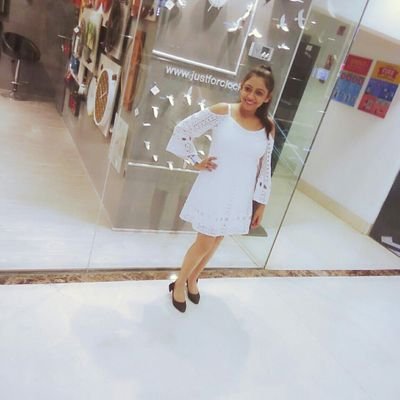 Moumita2406's profile picture. Difficult roads often lead to beautiful destinations....