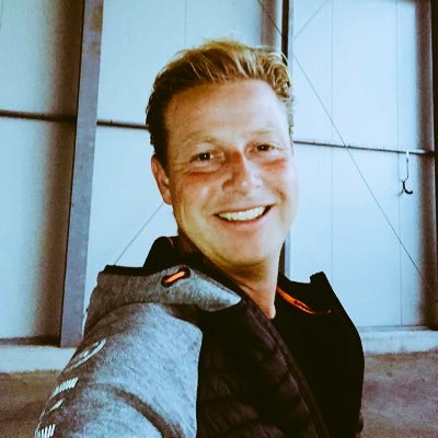 kwekerijkeijzer's profile picture. trotse vader, man en tomatenkweker