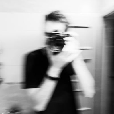 listening_one's profile picture. Umím naslouchat. Mou velikou vášní je focení žen.