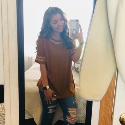 Whoskirstann's profile picture. rather be w/ Val❤️