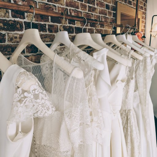 An online bridal accessories boutique and designer bridal boutique. Helping you find the dress of your dreams and the little extras to go with it!