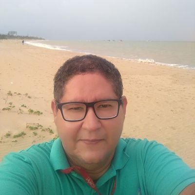 Professor de História e promotor de vendas