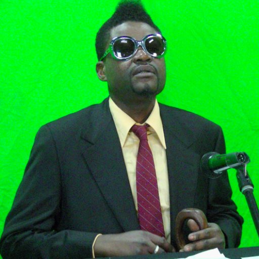 Auteur Compositeur Interprète .
Créateur de style musicale : EBUKABWAKU