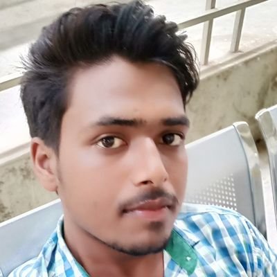 यदा यदा हि धर्मस्य ग्लानिर्भवति भारत:।
अभ्युत्थानमधर्मस्य तदात्मानं सृजाम्यहम्॥