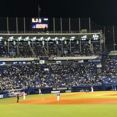 ヤクルトスワローズ垢⚾️村上選手神推し 最近中村悠平選手にも浮気中🤣