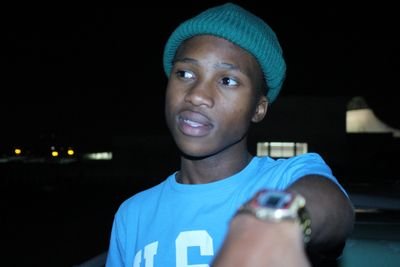 OfentseFeFe18's profile picture. Music