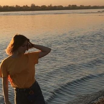 ento_diana's profile picture. 