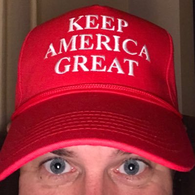 Independent,tired of Democrats. Calling bullshit on fake media. Father, USMC veteran, funny #walkaway #MAGA #TrumpTrain 🇺🇸🏈⚾️🎺🏰🇨🇮. follow me,I follow you!