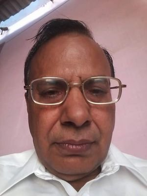 Retired teacher Bmc school mumbai hindi school