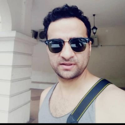 vikashdogra's profile picture. Engineer by Chance | Internet Geek by Choice |   I constantly tell myself I'm done but then I find myself trying again.