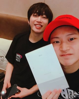 afterdaewon's profile picture. 💫︲˻07.04.18.˺ ꒰#unb꒱ ⁺ ˖˚⋆✧
the angels that illuminate my life