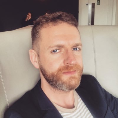 Creative Director who lurves sugar, flowers, the word