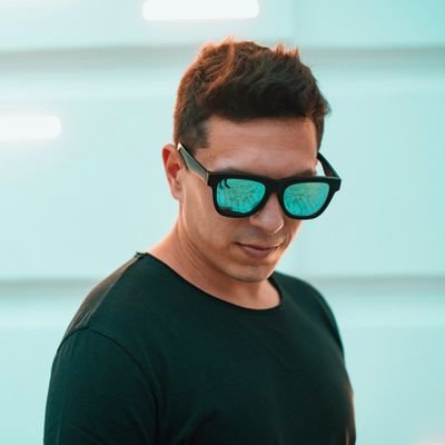 Dj/Producer From Argentina. Supported by Laidback Luke, Hardwell, David Guetta, Dimitri Vegas & Like Mike, Bingo Players, Afrojack & many more...