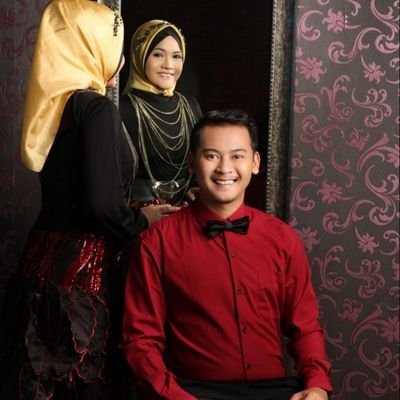 simadew's profile picture. 