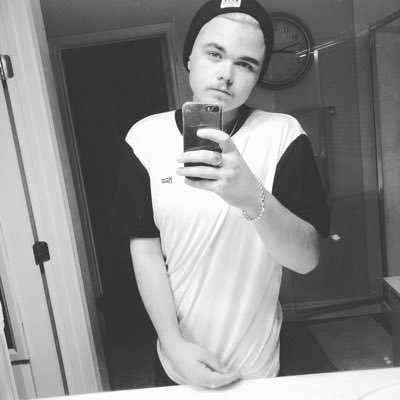 Lifeabitch1's profile picture. Vegas born and raised People are great life can suck. It is what it is. care to much just want some real love but I guess pain cool too. snap chat: sidekickin97