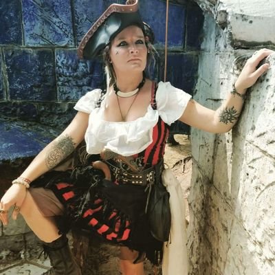 Monika_Daniels's profile picture. Teacher, Technician, Cosplayer, Rockchick, Geek, Dutch, Booknerd, Fireartist, Wannabe Writer, Lover of life, World Critic, Confidently Weird!