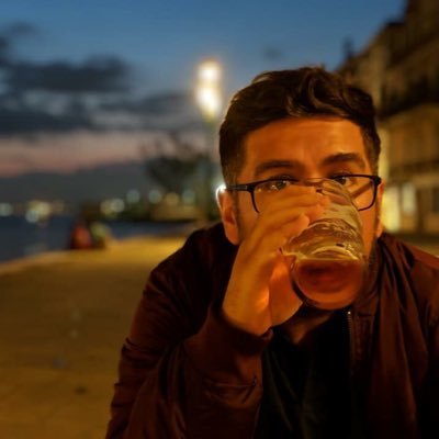 elfenomas's profile picture. Hambriento y somnoliento