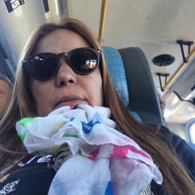 karina98407645's profile picture. ser feliz con mi familia