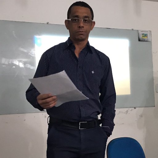 Servidor Público, Graduado em Direito, Vigilante de formação, TI, TE, odeio injustiças, sou das exatas, mas apaixonado pelo Direito. Não hesito em falar a verd