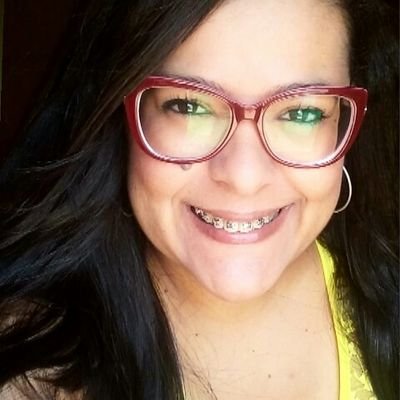 Todos vêem o que pareces, poucos percebem o que és. (Maquiavel)