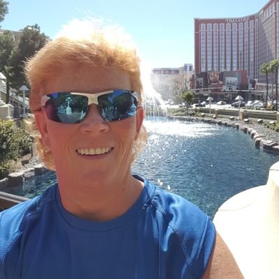 Restaurant general manager of @BWWings devine street