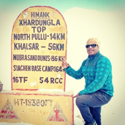 dinkyvarghese's profile picture. Êvery betrayal begins with trust ~^~