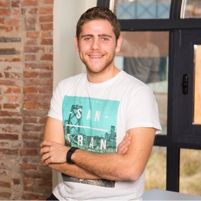 🧠 Entrepreneur @LEAPto3D & @gobrushboo
🎓Industrial Engineer @UC3M
💼 General Manager - Spain and Portugal @Birdride 🛴🚲
👨🏫 Professor @universidadcjc
