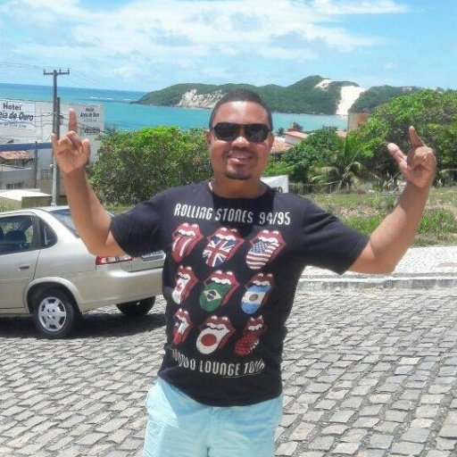Walfredeffc's profile picture. Tricolor e Beija-Flor de coração! Baiano nascido no Rio. Twitter exclusivo para falar do Flu.