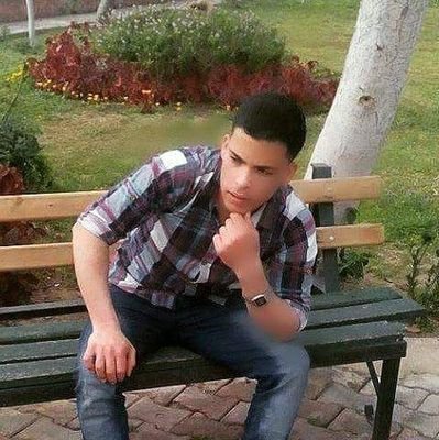 اللهم كما احييتنا على الاسلام فأمتنا على الاسلام ايضا وشهاده ان لا اله الا الله .. محمد رسول الله