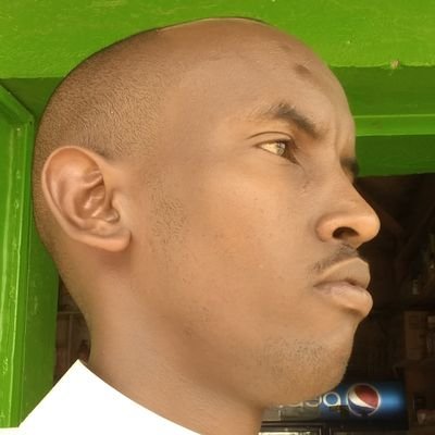 I'm amazing and Simple in my own way,I will treat u definately de way you do to mi.