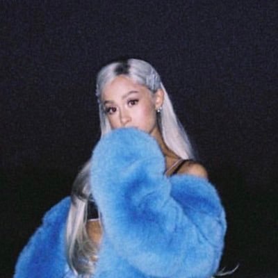 i love ariana, one direction, and my cat. still a backup acc for @mnlighxt