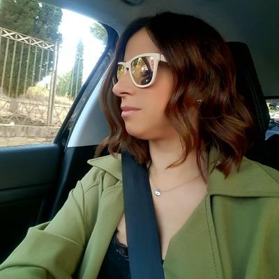 Maria_san83's profile picture. Instrucciones de la vida: diviértete, no lastimes a nadie, no aceptes la derrota y esfuérzate por ser feliz...