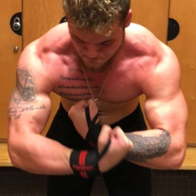 chandler_flan44's profile picture. sc: chandler_flan44/ don't look for motivation, be the motivation/ rip- E.A// JOHN 1:5 • 21 YRS