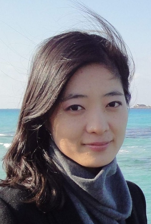 CBS 노컷뉴스 정치부 기자.

踏雪野中去
不須胡亂行
今日我行跡
遂作後人程

못난 조상이 되지 않기 위하여..