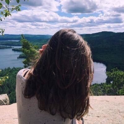 lamia_algithi's profile picture. وماكان ربّي نسيا🕊.