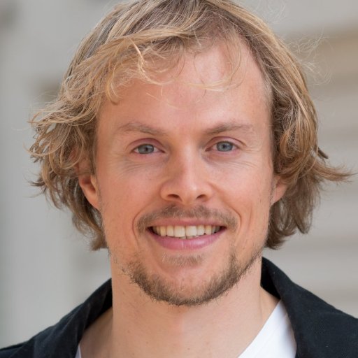 #Awardwinning #Actor #Director @NYFA #alumnus Member @DDG_NL + @verenigingNBF + @DeEnsors Academy #Film Full bio on IMDbPro.