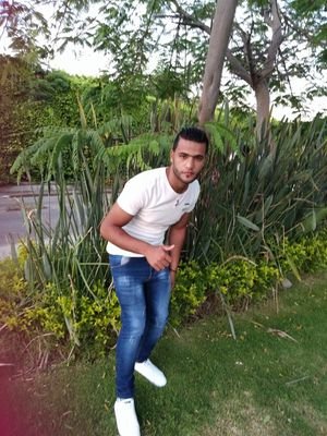 cwhxW6HPcaYwXv6's profile picture. 